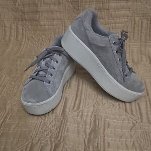 Skechers Women's Gray Suede Sneakers